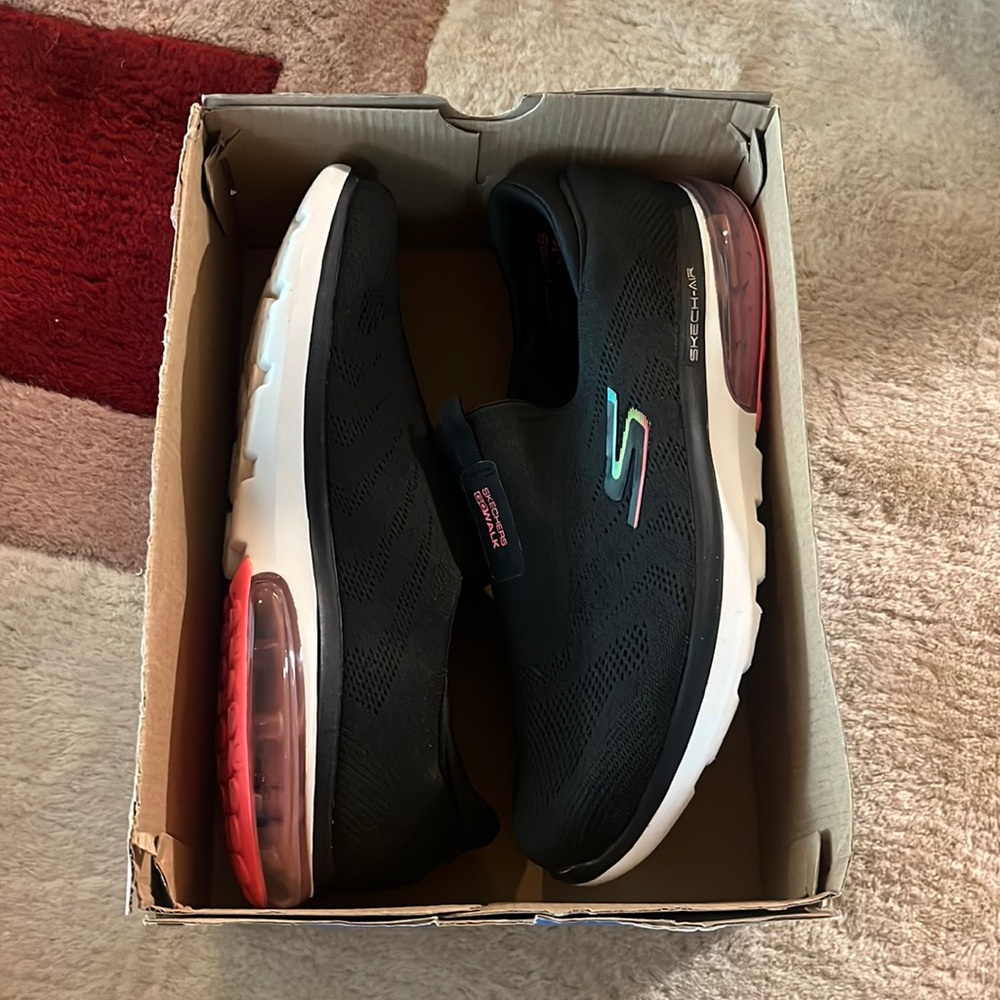Sketchers Go walk air 2.0 - sky motion walking shoes